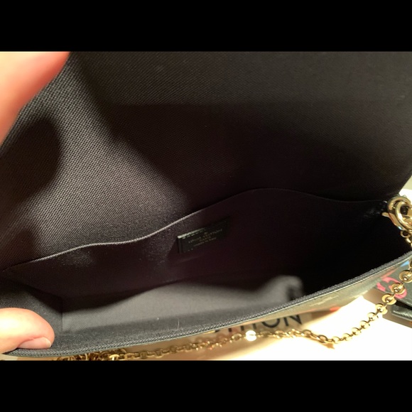 Sold - Picture 6 of 9